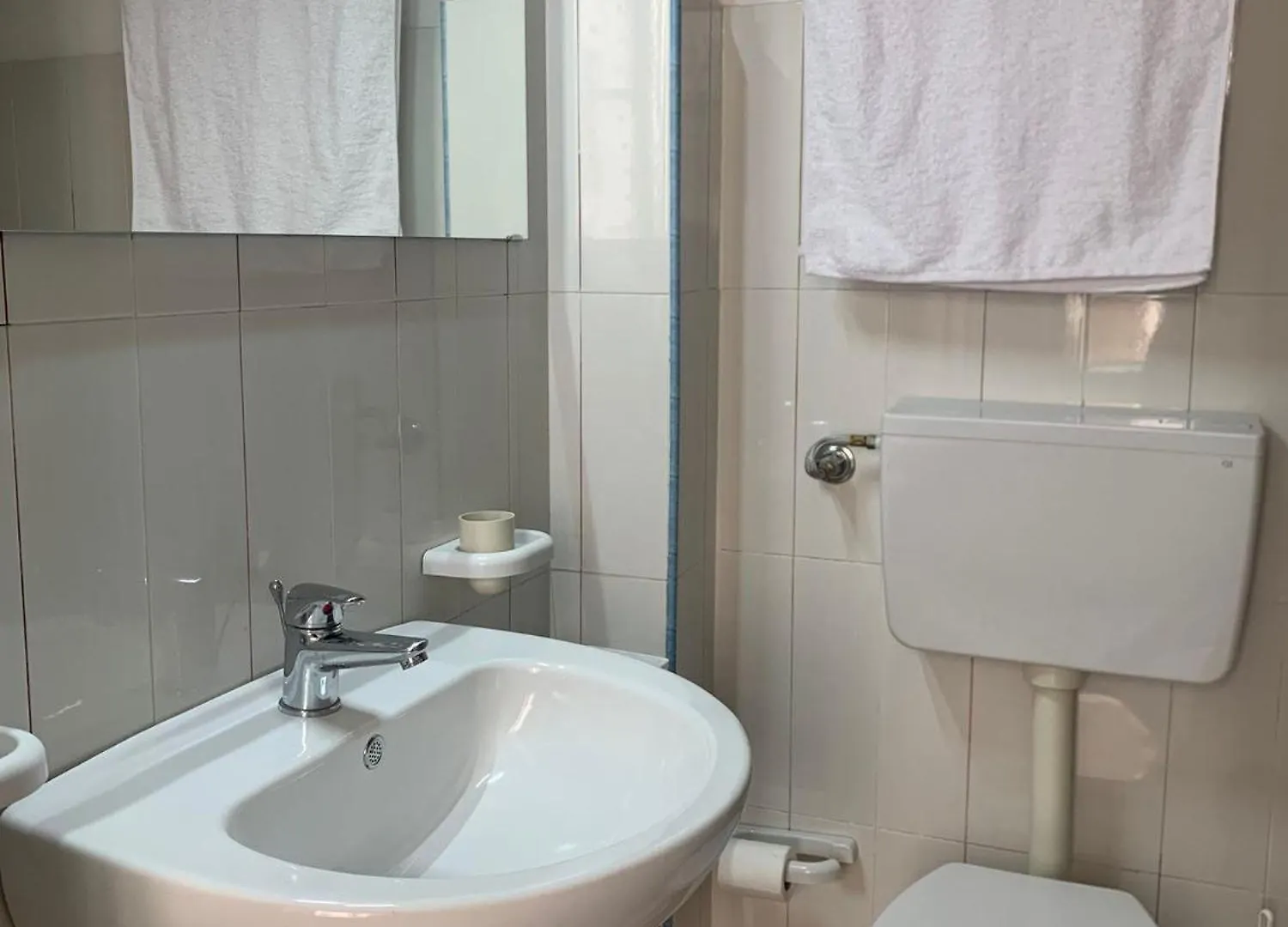 Appartamento A Casa Di Elvira Palermo 0*,  Italia